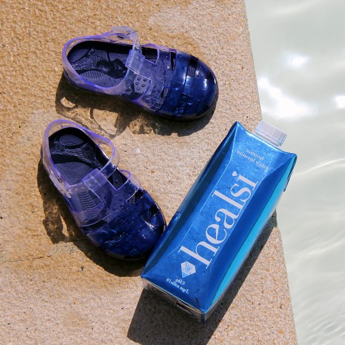 Healsi to woda naturalnie bogata w krzemionkę, jest szczególnie polecana dla dzieci, bo pomaga oczyszczać organizm z metali ciężkich