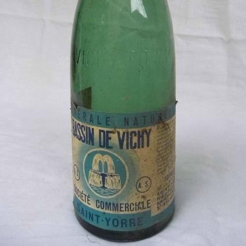 Dystrybucja Vichy St. Yorre zaczęła się we Francji w 1859 roku