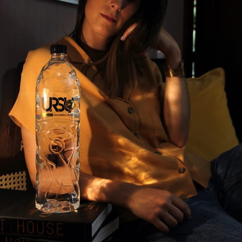 URSU9 dostępna jest w jednej z najładniejszych na rynku butelek PET.