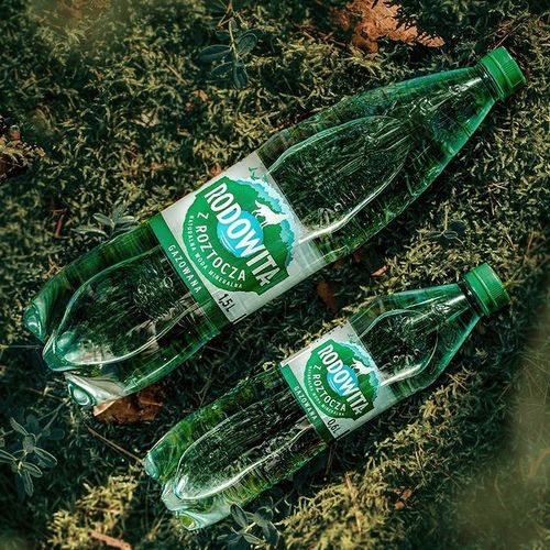 Rodowita jest pozyskiwana ze źródła zlokalizowanego 120 m pod ziemią