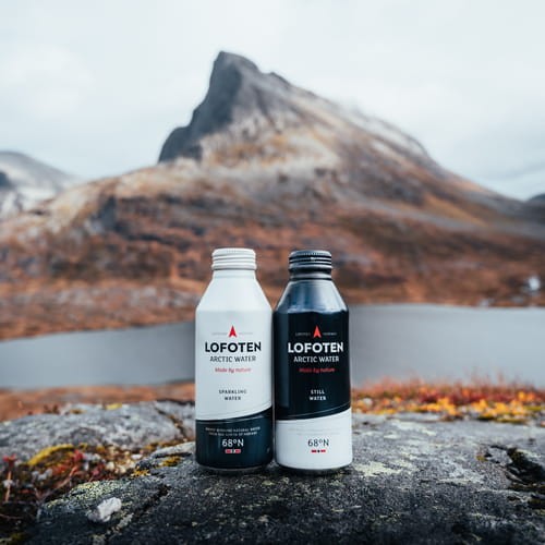 Lofoten Arctic Water to naturalna woda mineralna klasy super premium pochodząca z  norweskich wysp Lofotów