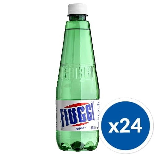 Fiuggi w plastikowej butelce o pojemności 500 ml.