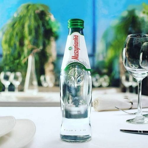 Muszynianka w zielonym szkle o pojemności  0,7 litra