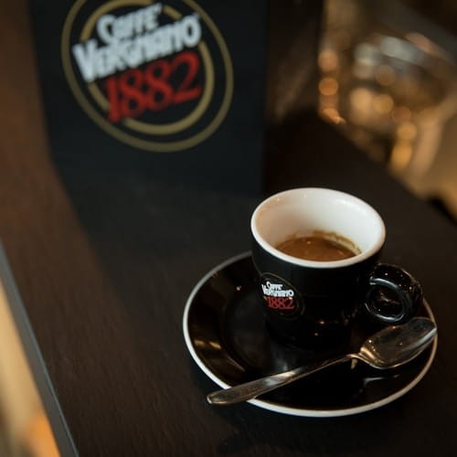 Delikatny i lekki smak arabiki przypadnie do gustu miłośnikom łagodnych kaw śniadaniowych.