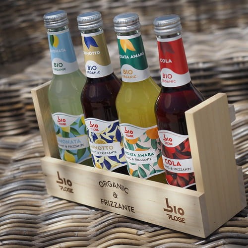 Kolekcja napojów bezalkoholowych BioPlose składa się ze smaków Lemonade, Cola, Orange, Bitter Orange, Ginger oraz  Chinotto