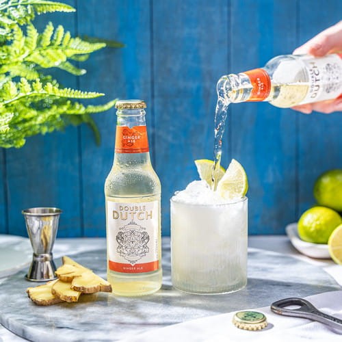 Ten wyjątkowy mixer oferuje zbalansowany smak – nie za ostry, nie za słodki – idealny zarówno do miksowania z whisky, rumem czy bourbone'em, jak i do delektowania się solo.