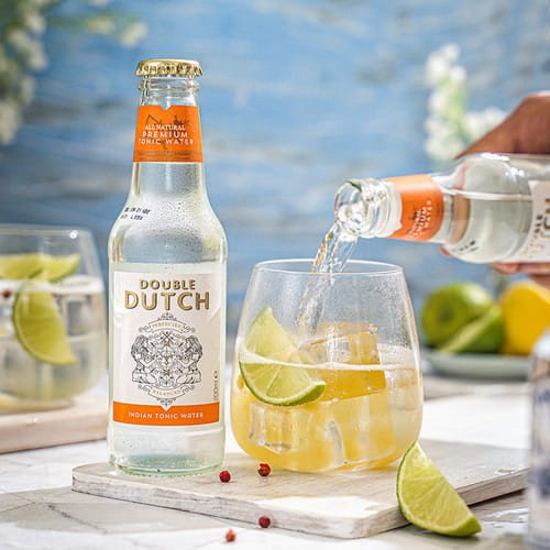 Kompozycja smaków nadaje mu wyjątkową świeżość i głębię, dzięki czemu świetnie podkreśla charakter ginu oraz innych wyrazistych alkoholi.