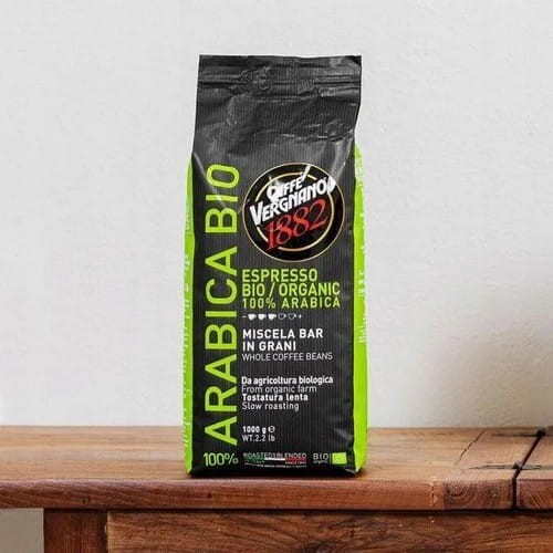 Vergnano Espresso BIO Organic 100% Arabica to kawa premium, stworzona wyłącznie z ekologicznych ziaren Arabiki pochodzących z Ameryki Południowej, certyfikowanych jako uprawy organiczne.