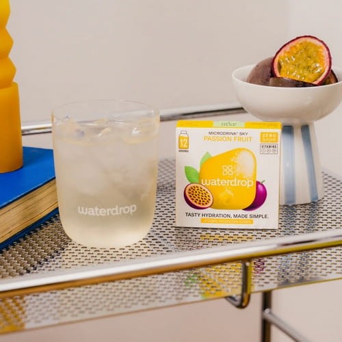 Naturalne ekstrakty i witaminy sprawiają, że woda nabiera owocowego aromatu bez kalorii i sztucznych dodatków.