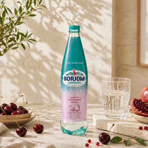 Borjomi Aromati Wiśnia Granat 1000 ml to gazowana woda smakowa na bazie naturalnej wody mineralnej. Bez cukru i kalorii, z intensywnym owocowym profilem.