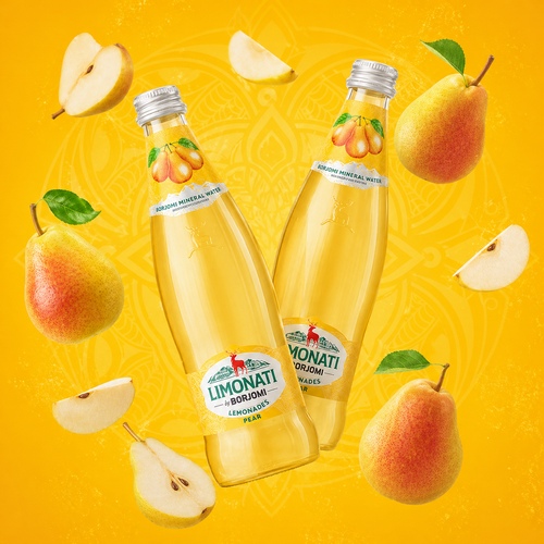 Połączenie naturalnej wody mineralnej z owocowym sokiem intensyfikuje jego smak, tworząc harmonijną i orzeźwiającą kompozycję.